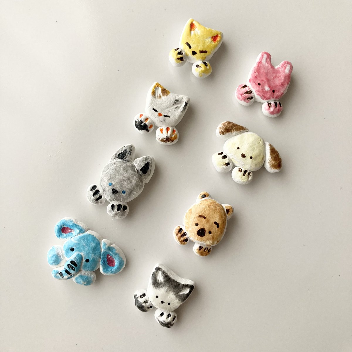 紙粘土で息抜きしました〜🐈
下手くそだけど楽しかった！