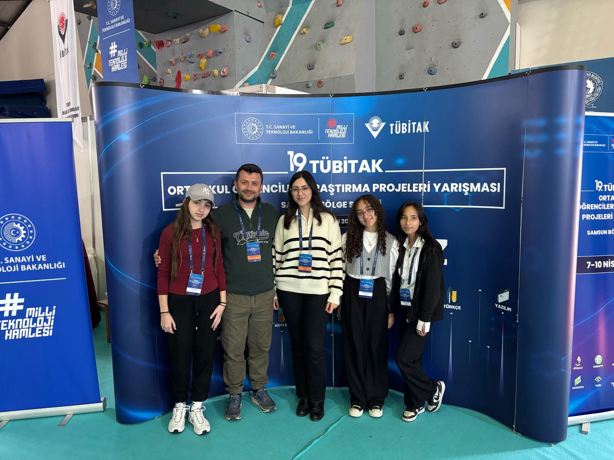 Öğretmenimiz İlke Acar danışmanlığında öğrencimiz Zişan Habiboğlu Dede Korkut Hikayelerindeki Kahramanların Maarif Modeliyle Oyunlaştırılması projesiyle Türkçe alanında Samsun bölge birincisi olmuş ve Türkiye finallerine katılmaya hak kazanmıştır.
<a href="/HuseyinKir64/">Hüseyin Kır</a>
<a href="/Agurbuztokat/">Abdullah GÜRBÜZ</a>