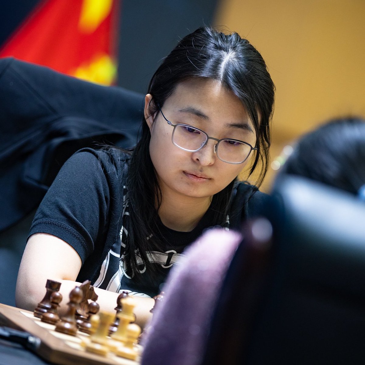 OnTheQueenside's tweet photo. BREAKTHROUGH WITH BLACK!
Ju Wenjun wins for the third time in four games (!!), the first win of the match with Black!

She'll go to Chongqing with a two-game lead (!!), as she closes in on her 5th title!

📷: Anna Shtourman
#chess #womeninchess #JuTan #JuTan2 #JuTan2025 https://t.co/XTXMypaaDB