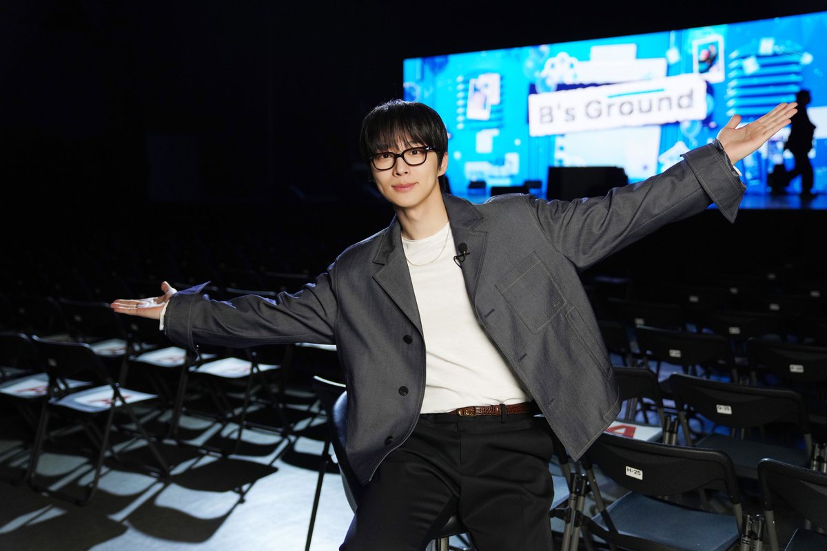 YYentertain's tweet photo. BAE INHYUK 'B's Ground' 팬미팅 현장 Behind Photo

🔗https://t.co/4A482vLLuu

#배인혁 #BaeInhyuk
#BsGround #YYentertainment https://t.co/zuVbuYCjN7