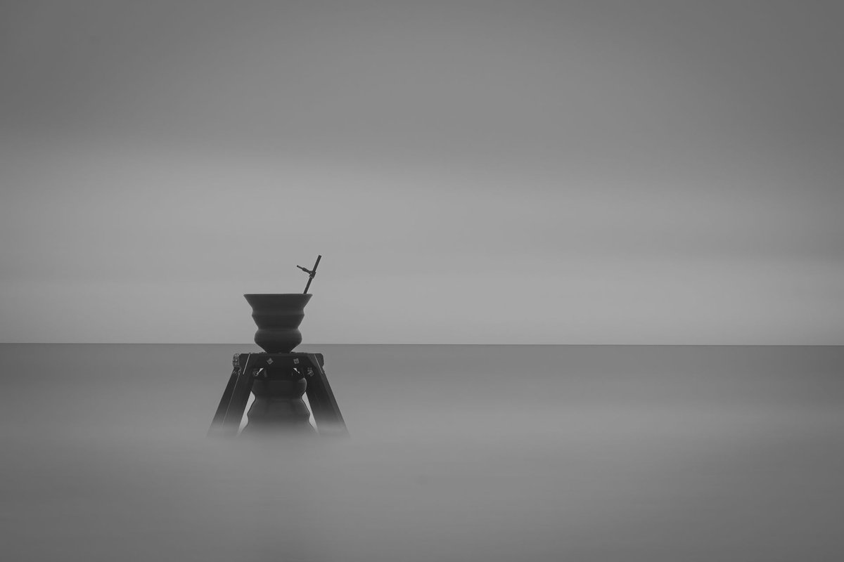 norfolklocal's tweet photo. This bell doesn’t just ring—it speaks. 🔔 The Spirit of Haisbro, rung by the waves of Happisburgh, is a haunting reminder of rising tides &amp; coastal erosion. Made from a tree planted in 1790, it carries centuries of history—and a call to action. 🌊 #CoastalErosion #TideAndTimeBell https://t.co/ZQpqIdhfE3