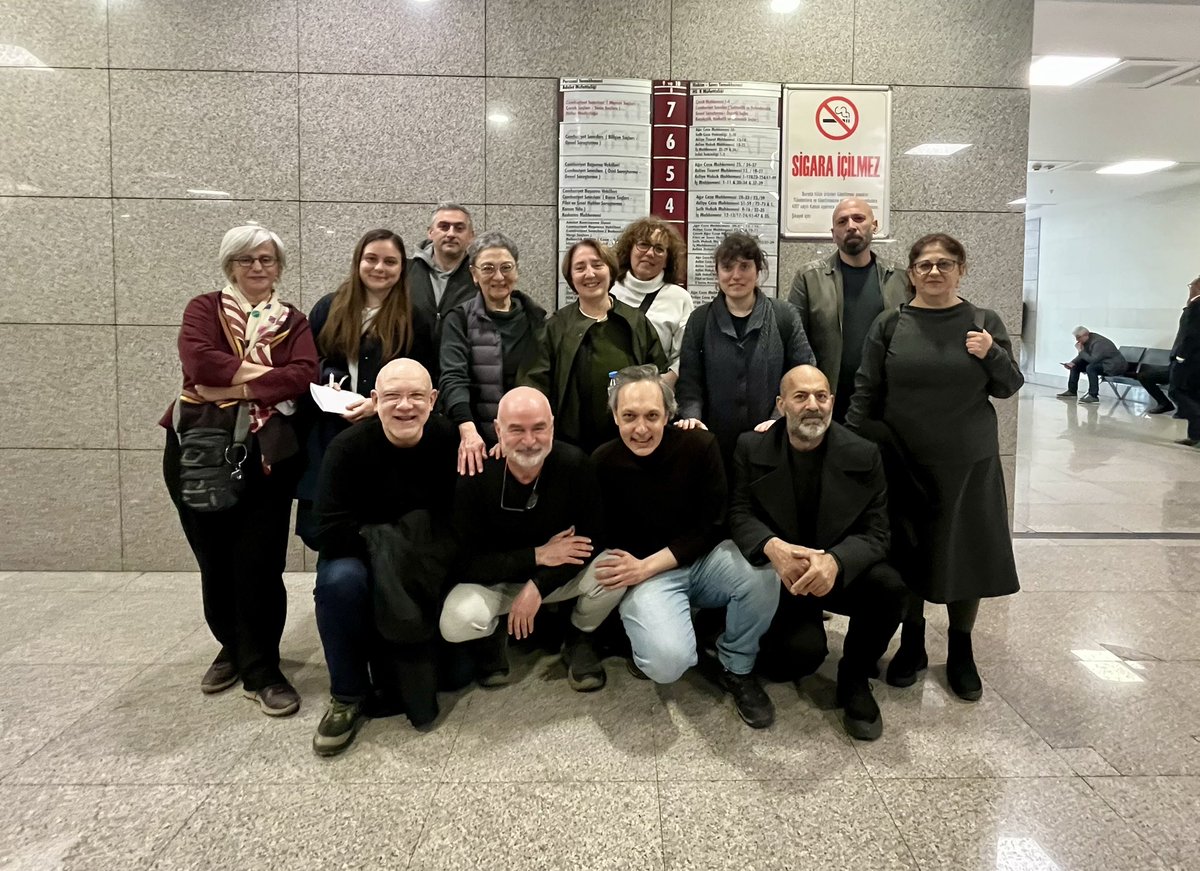 BarisAkademik's tweet photo. Sevgili Murat Germen hocamız serbest bırakıldı. #MuratGermenYalnızDeğildir https://t.co/duXTwuH59m