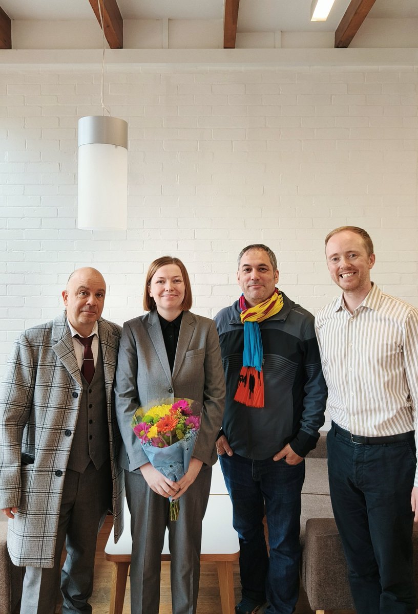Wallace_Lab's tweet image. Two in a week! Another successful thesis defence, congratulations Dr Mirren White! 🎉
Thanks to @Prof_Sarge and @soreearskid for an engaging viva 👏🏽
@mirrenwhite @Dr_StephenW @SBSatEd