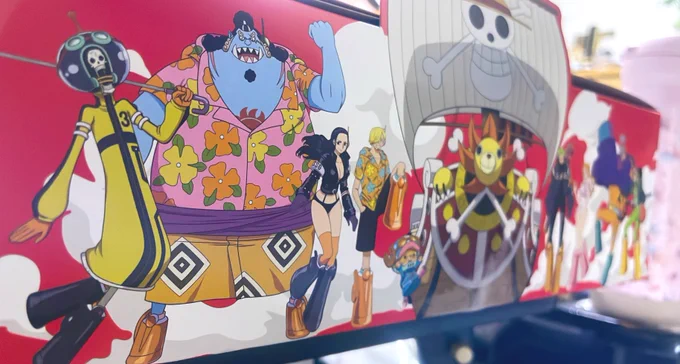 アイスクリームセット!外箱ルフィがバーンって飛びてでるのめっちゃ可愛いー #ONEPIECE #サーティワンに麦わらの一味上陸 