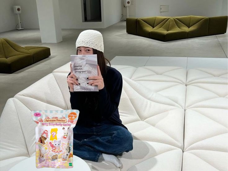 ㅤ    ㅤ  ㅤ    ㅤ  

𝑆𝑖𝑙𝑒𝑛𝑡 𝐴𝑙𝑙𝑢𝑟𝑒.    you’ve officially made my day 1000x better. this was such a sweet gesture and i honestly feel so touched. thank you so, so much for the giveaway, abelie and friends! 🤍🌟

    ㅤ  ㅤ    ㅤ  ㅤ    ㅤ