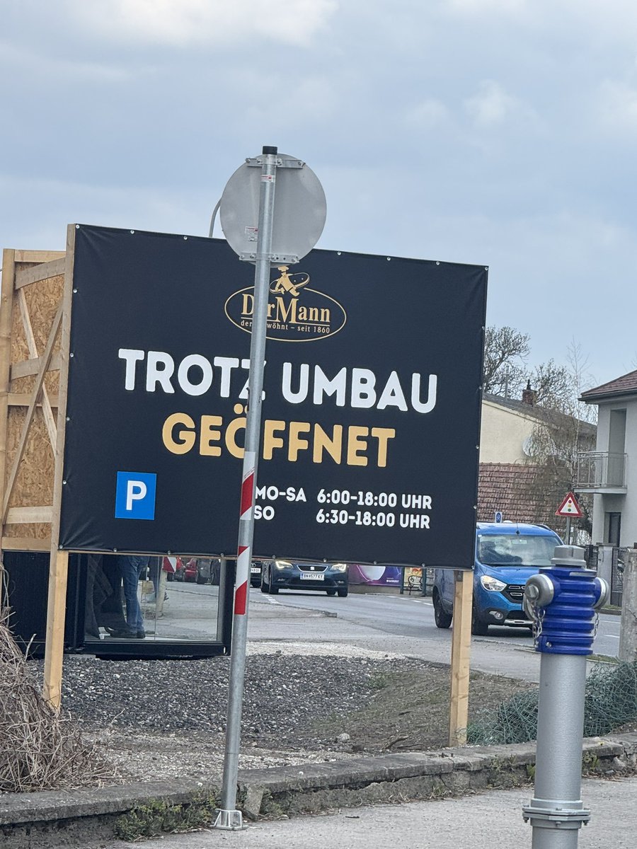 TiniHoWie2's tweet photo. Trotz UmbauS,
Herrschaftsseiten noamoi! #derMann
👀 @miep_miep_miep - ich hätte einen gaaanz dicken Edding gebraucht 🤌 https://t.co/T2OrQt4307