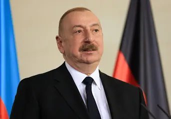 Yazıklar olsun! Görünüşün de adama benziyor! Ancak israil benim dostum diyorsun! Demek ki 55 bin insanın kanı ve canı umrunda değil! Bu durumda senin gibi türlere de bir isim bulma zamanımız gelmiş demektir!