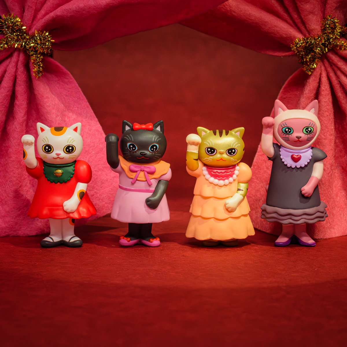 NEW／ 4月下旬発売 「CHICACO TOYA MANEKI MANEKOフィギュア
