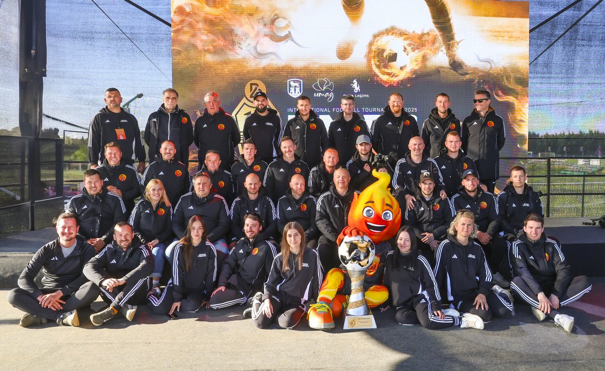 B4_Slovenia's tweet photo. When passion meets teamwork, magic happens. ✨

Hvala ekipi, ki je s trdim delom in predanostjo usvatila nepozabni Umag Trophy 2025. 🧡

#UmagTrophy #ColoursOfIstria https://t.co/FYC3Y39jTd