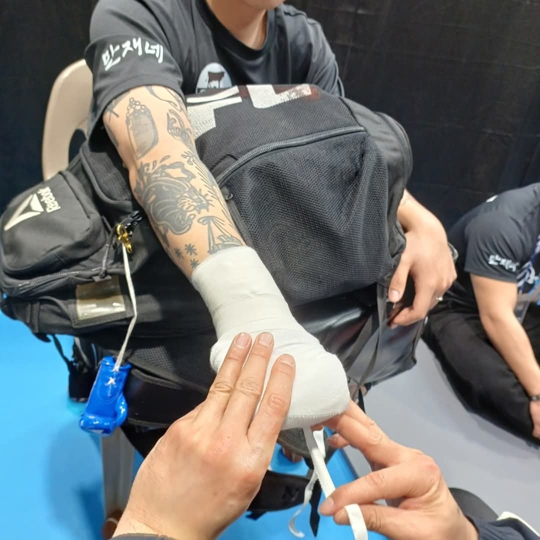 Dannyboss1981's tweet photo. Zfn origin
Official bandage

#mononofubandage
#mononofu https://t.co/G6HdIp6lU6