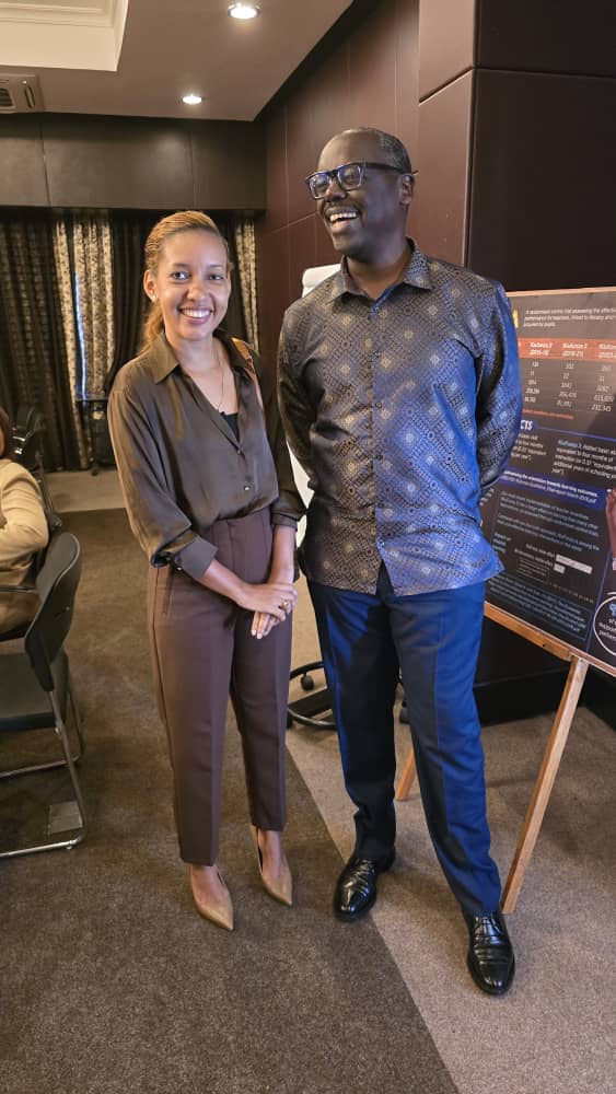 MikocheniReport's tweet photo. Good morning!

Today, @Twaweza_NiSisi was kind enough to invite us to help them to welcome the incoming Executive Director @BwanaAnna and say farewell to the out-going @aeyakuze 

Happy day 😊

#civilsociety #goodtrouble #evolution https://t.co/l2bw85eVH0