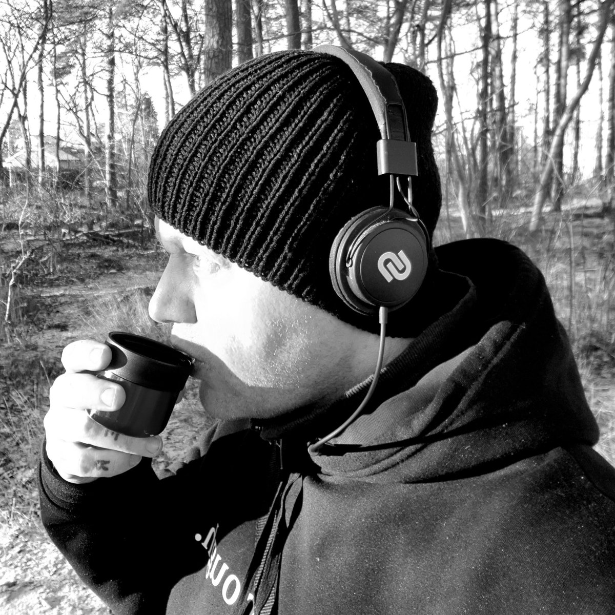 Escalator tweet media