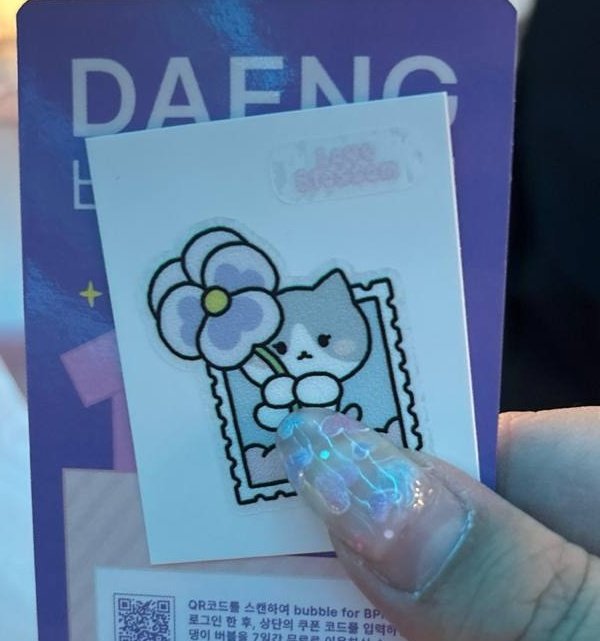 ZHEN718's tweet photo. looking to trade ggungdaeng popup sticker (purchase gift)

me: ggung
you: taemori / daeng

i can meet up at kspo on 26 &amp; 27 april 6v6

꿍댕팝업 MD 구매 띠부띠부씰 교환구해요!

저: 꿍이
님: 탬오리 / 댕이

26 &amp; 27 양일 KSPO에서 만날 수 있어요 🥹🙏🏻 https://t.co/9tFrhW4Wc4