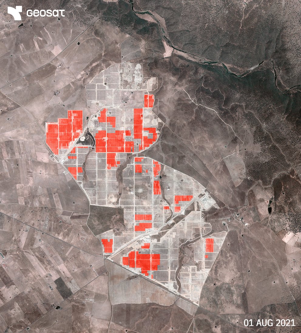 geosat_sat's tweet image. We can monitor large-scale solar projects via advanced satellite imagery — from site selection to ongoing operations. Our services:
🛰 Remote supervision
🔍 Change detection
🛠 Works verification
📊 Quasi real-time progress reporting
💡 Learn more 👉 bit.ly/3RbkLcc