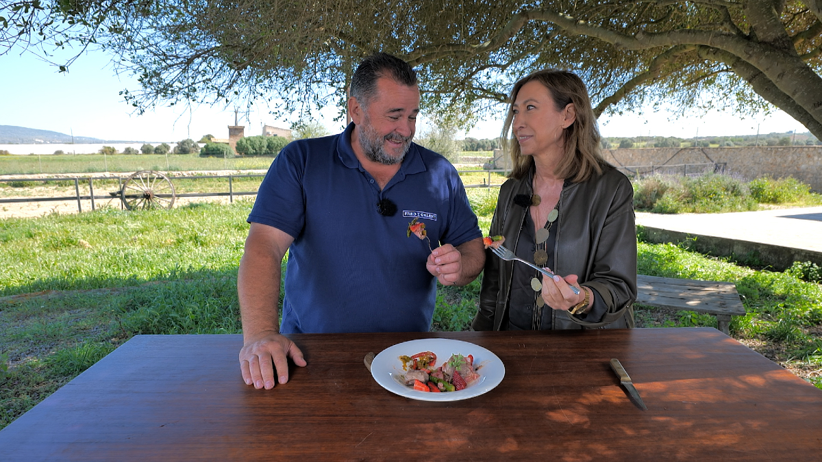 📺 IB3 TRIOMFA en l'horari de màxima audiència a les Balears! 🌟

<a href="/JoEnSeMesIB3/">Jo en sé + que tu IB3</a> lidera la nit amb un 13,3% de quota 🥇 i es converteix en l’espai més vist del dia! 👏<a href="/davidordinas/">DAVID ORDINAS</a>

I destaca #Fredicalentib3👉 10,9% de quota 🔥@miquelcalent

🎉 Gràcies per confiar en nosaltres!