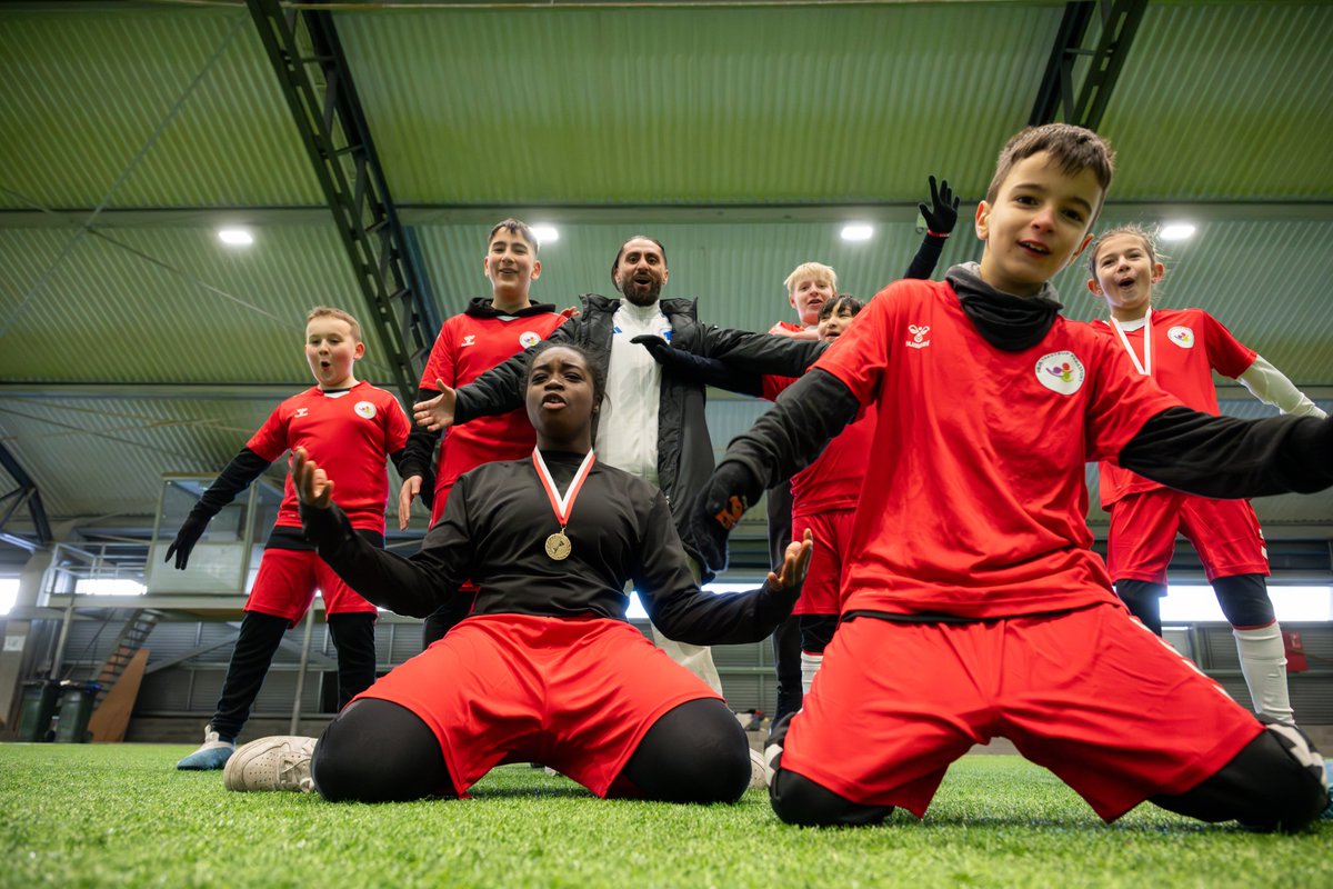 DBU - En Del Af Noget Større tweet media