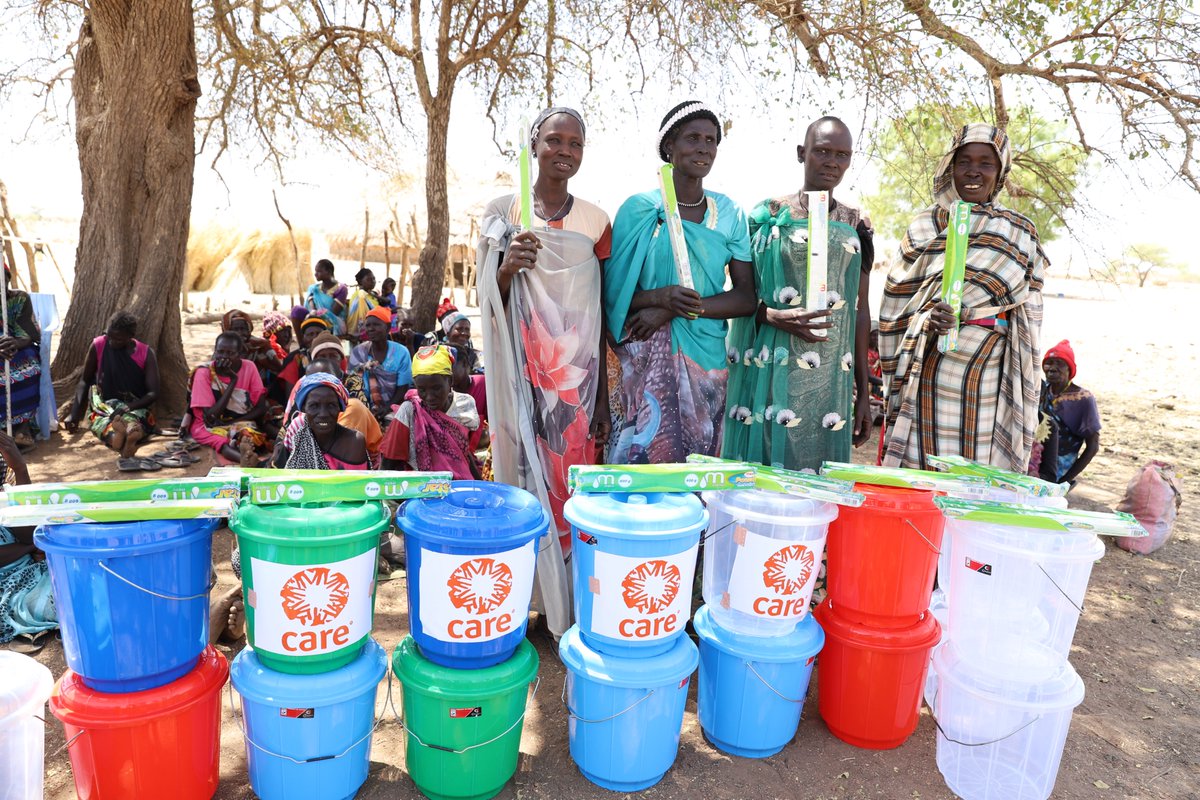 CareSouthSudan's tweet photo. 📢 Promoting Hygiene, Protecting Lives in Ruweng! 
CARE distributed hygiene kits (soap, detergents, water containers) to 1,117 refugee &amp; host households, helping prevent cholera. Thanks to CARE’s Humanitarian Surg Fund! 
#HealthyCommunities #CAREinAction #RuwengSouthSudan https://t.co/rON6eEMoHb