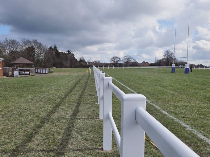 DuralockSports's tweet photo. Cricket pitch today, rugby ground tomorrow? No problem.  We recently helped @tunwellsrfc  tackle their multi-use pitch dilemma with a combo of permanent and demountable fencing.  Now they’ve got safety &amp; flexibility. That’s Duralock Sports - designed to adapt.  #DuralockSports https://t.co/OJDBPlHBkf
