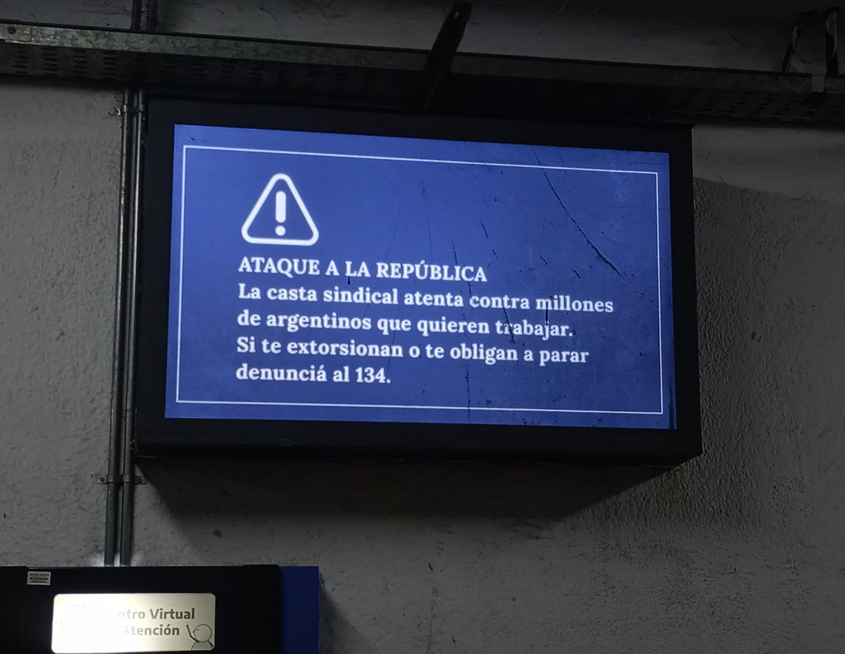 Alesss93's tweet photo. 4:40 de la mañana, la casta tiene miedo? https://t.co/AjWLEPW1FI