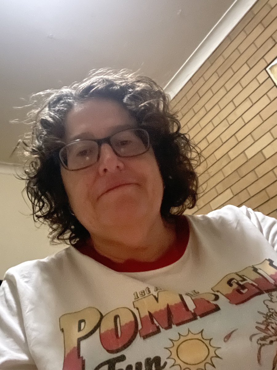 nellyGrumps tweet media