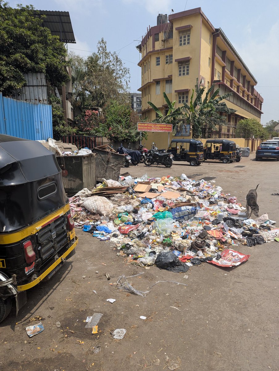 Garbage dump on Road opp Shastri Nagar Municipal School,Kalina Church Road, Santacruz East.<a href="/mybmcSWM/">BMC SWM</a> <a href="/mybmcWardHE/">Ward HE BMC</a> <a href="/s_swapnaja/">Swapnaja S. Kshirsagar</a> <a href="/VarshaEGaikwad/">Prof. Varsha Eknath Gaikwad</a> <a href="/ShelarAshish/">Adv. Ashish Shelar - ॲड. आशिष शेलार</a> <a href="/CHALMUMBAI/">simba</a> <a href="/GonsalvesElvin1/">ELVINA GONSALVES</a>
