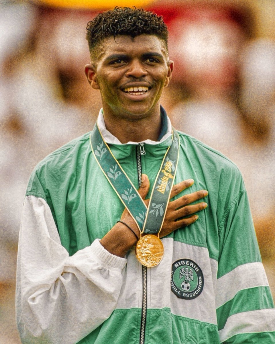 NigeriaStories's tweet photo. The Legend  Kanu Nwankwo 🔥

🏆 Premier League: 2
🏆 Community Shield :1
🏆 FA Cup: 3
🏆 Eredivisie : 3
🏆 Dutch Super Cup: 1
🏅Olympic Gold Medal: 1
🏆 Europa League: 1
🏆 Champions League: 1
🏆 Intercontinental Cup: 1
🏅 African footballer of the Year : 2
🏅BBC African Footballer of the Year: 2

He achieved all that despite his heart condition 🫡