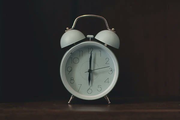 RobotaVity62915's tweet photo. Don't forget to start your day with a positive thought and a clear plan of action. Every hour of your time is valuable!

#Morning #Alarm #StartOfDay #Time #Plans #HeyCommunity https://t.co/I3ZQtUau4R