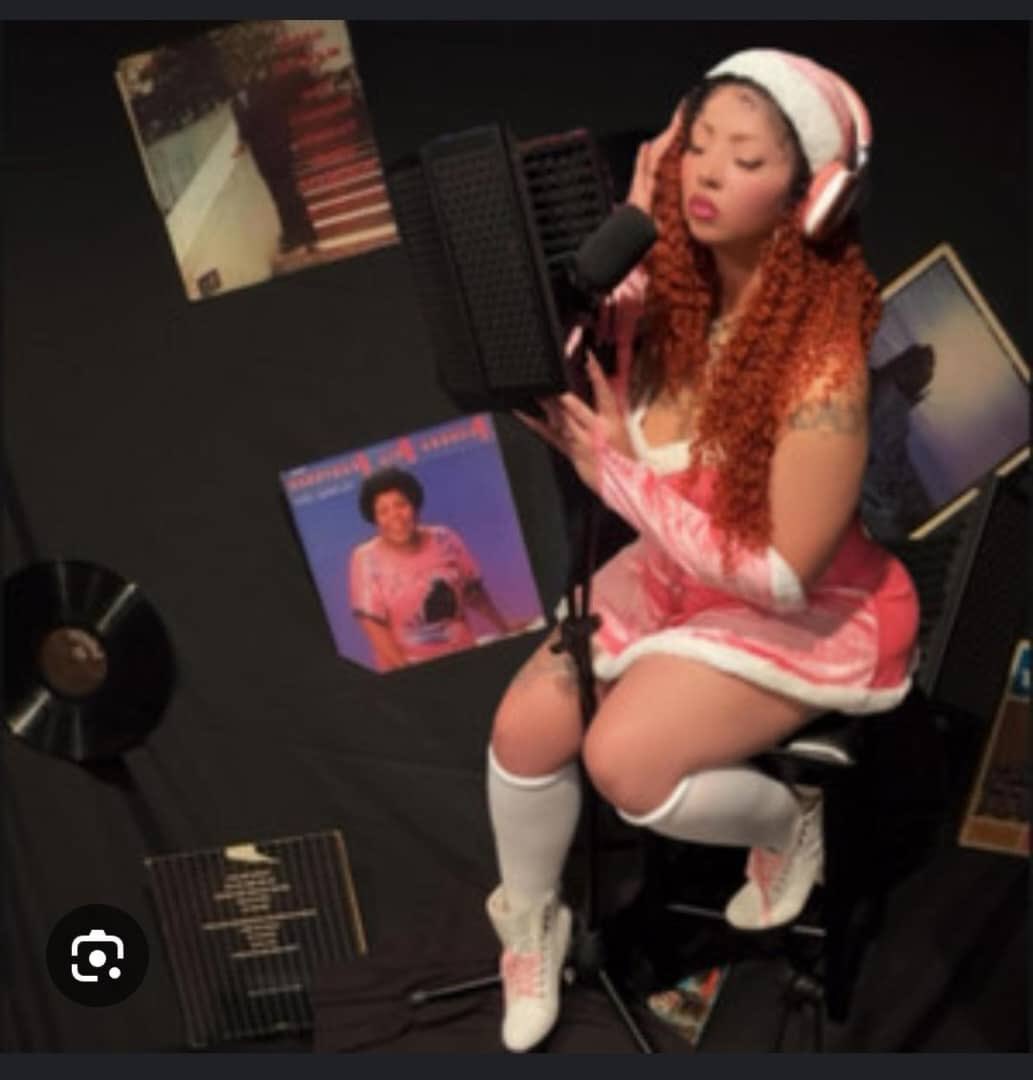 EloAdaeze's tweet photo. A collaboration between #50cent and #JalisaAvari would be an interesting blend of styles, jalisa's soulful emotive voice paired with 50 cent's gritty hip_hop flow. This collaboration would likely produce a captivating and dynamic song.❤

#JalisaAvari  #50cent https://t.co/XePil2qjtu