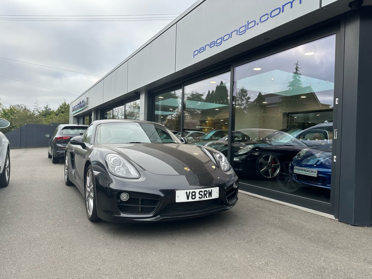 ParagonPorsche's tweet photo. Paragon Today! #thursday 🔵

Date: Thursday 10th April 2025
Weather: Sunshine and Cloudy 🌤️ 
Temp: High of 15°C

#Paragon #Porsche #showroom #service #workshop https://t.co/b81WSykpW0