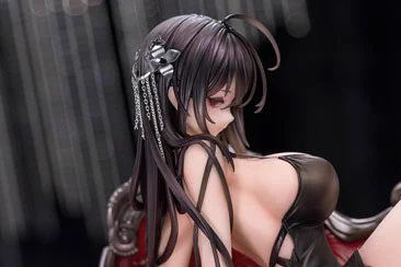大鳳さんフィギャー届いたと思ったら、髪飾りないんだけどなんか最近あみあみパーツ不備ちょいちょいあるんだけどうちだけ? 