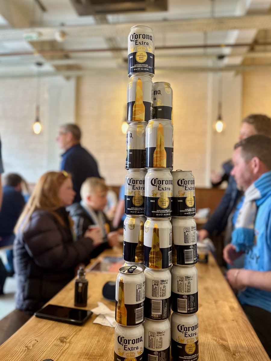 proudskyblues's tweet image. 🍟🍻 | Ahead of last season's FA Cup Semi, we were enjoying ourselves at a bar near Wembley, when @jamiepaterson12 started chucking his chips in an attempt to bring down our beer can tower.

After last night, we're finally ready to forgive him.

He calls it a batch... 🎶

#PUSB