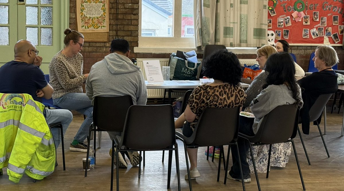 SurpriseRainbow's tweet image. Great first session yesterday thank you to Gemma from @JigsawHG #HealthyEating #cookingsession #rainbowsurprise #livinghealthy