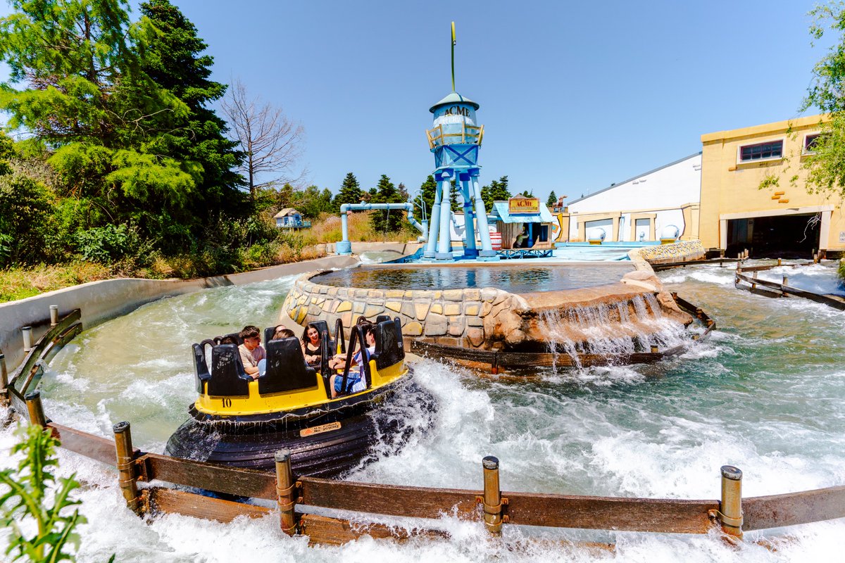 ¡Oye, que ya están abiertas caaaaasi todas nuestras atracciones de agua! 😎¿A cuál le tenéis más ganas? ¿Cataratas Salvajes, Río Bravo o Rápidos ACME? 💦

#ParqueWarner