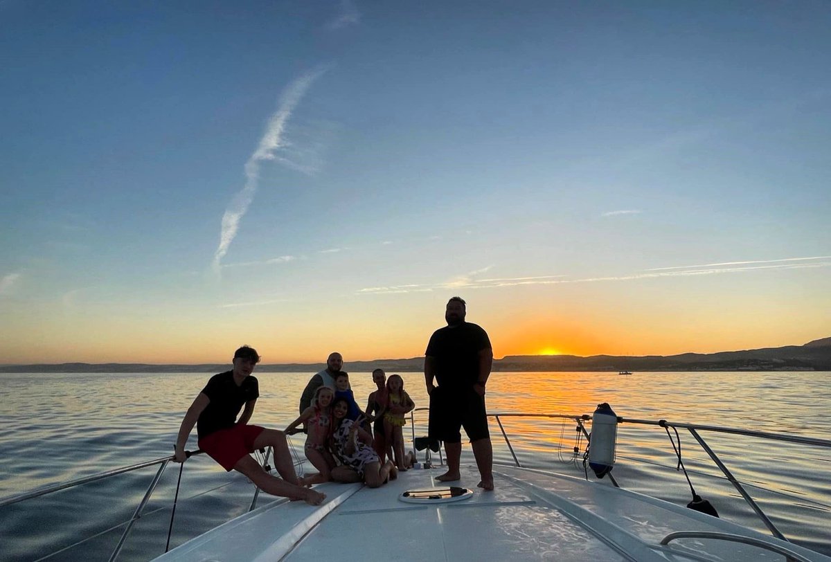 EsteponaTurAyto's tweet photo. Alquila tu barco a vela o a motor con @sailandpowercharters y disfruta del mar Mediterráneo 🐬 Rent your sailing or motor boat with @sailandpowercharters and enjoy the Mediterranean Sea 🌊
https://t.co/0Rnz5PfyKx
☎ (+34) 644 053 656
#esteponaesocio #esteponatedivierte #mar #mediterraneo #esteponaisfun #sealing #mediterranean