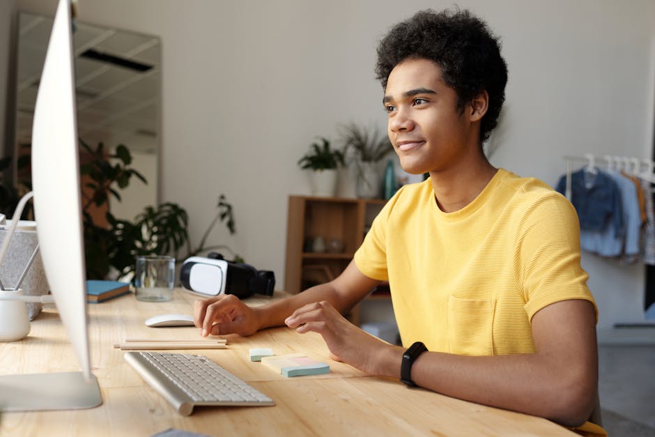 Peer Enhanced e-Placement (PEEP) is an award-winning tool that enables health and care students to meet their placement study requirements online as part of blended learning. Find out more and access new training  that explains how to set up PEEP. ow.ly/rLiW50VxWQn