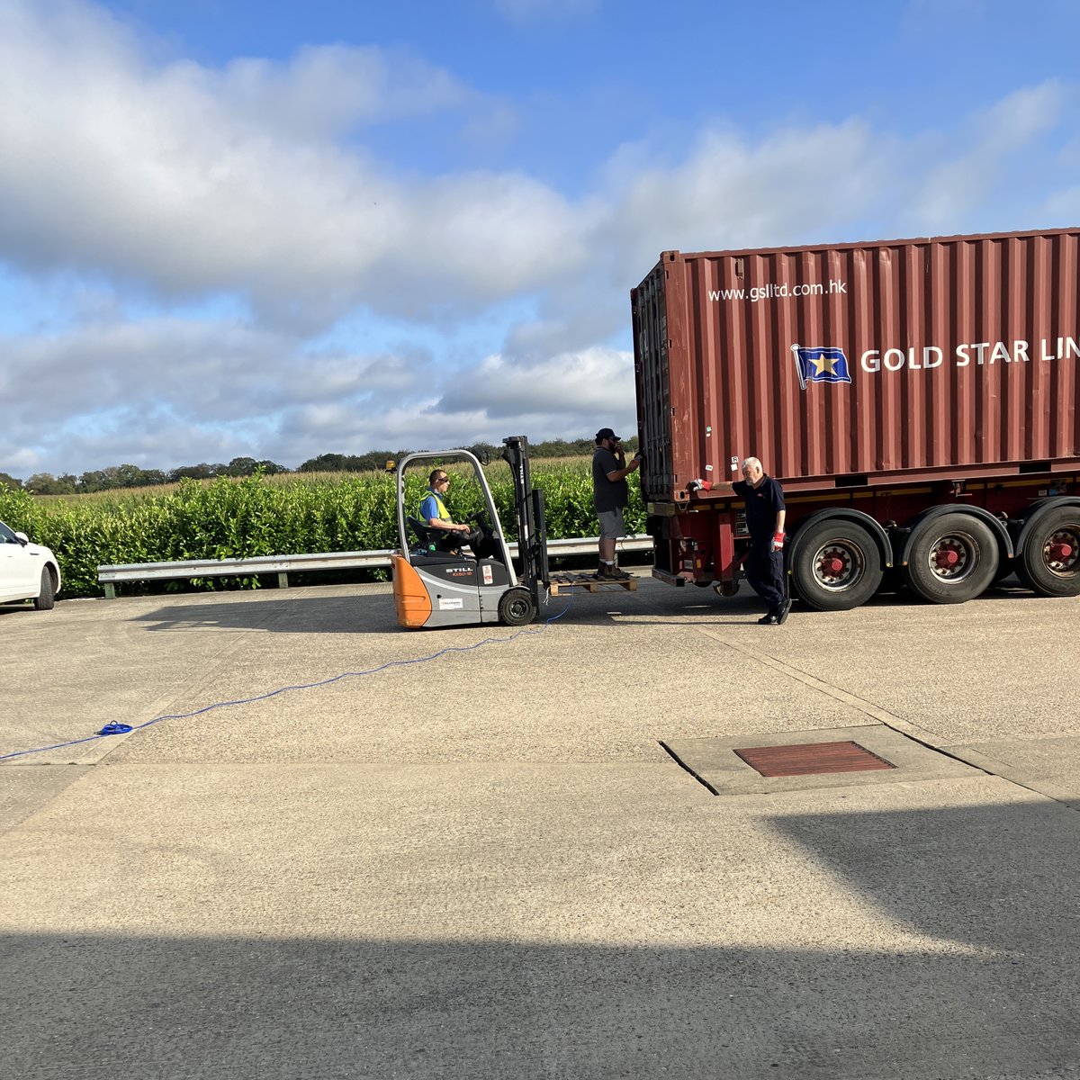 We're proud to be a distributor for Alfan!
Top quality fans to ventilate your poultry sheds.
Alfan fans and spares in stock and ready for delivery.
Give us a call on 01953 681830 or email us at sales@bowdenandknights.com to get in touch.