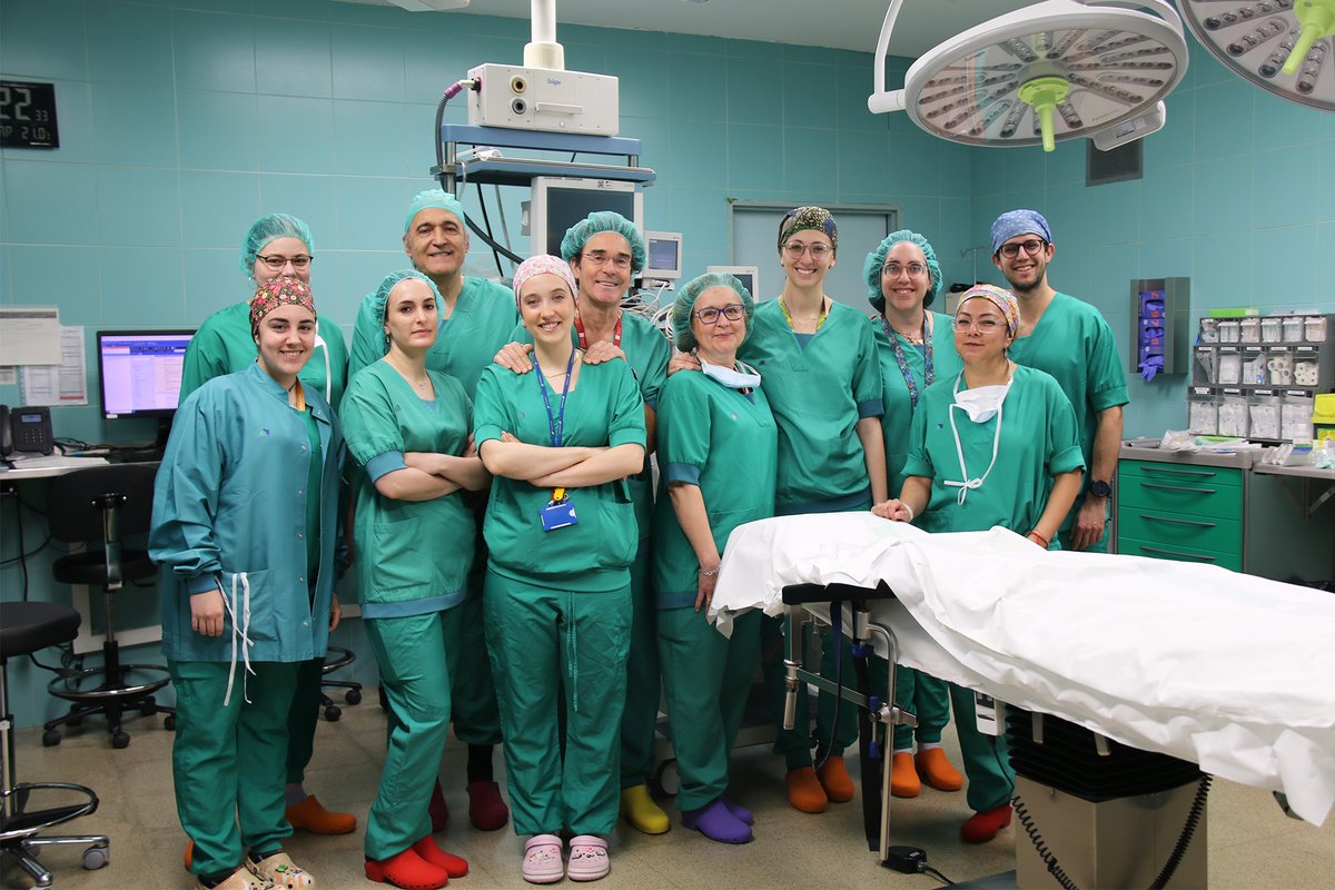 🔝 El #ParcTaulí fa la primera extracció parcial de les tiroides sense ingrés

💡 Al Parc Taulí es fan unes 30 lobectomies tiroidals a l’any i el 80% d’aquests pacients es poden beneficiar de la cirurgia ambulatòria.

🔗tauli.cat/actualitat/not…

#FemTaulí