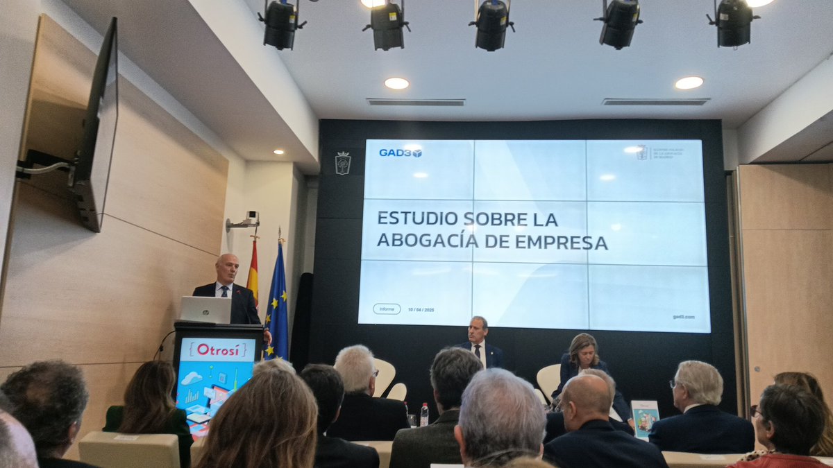 Presentación en el ICAM por Ignacio Michavila del primer estudio del sector de los abogados in house, realizado por GAD3 <a href="/icam_es/">Ilustre Colegio de la Abogacía de Madrid</a> <a href="/GAD3_com/">GAD3</a> #AbogaciaDeEmpresa