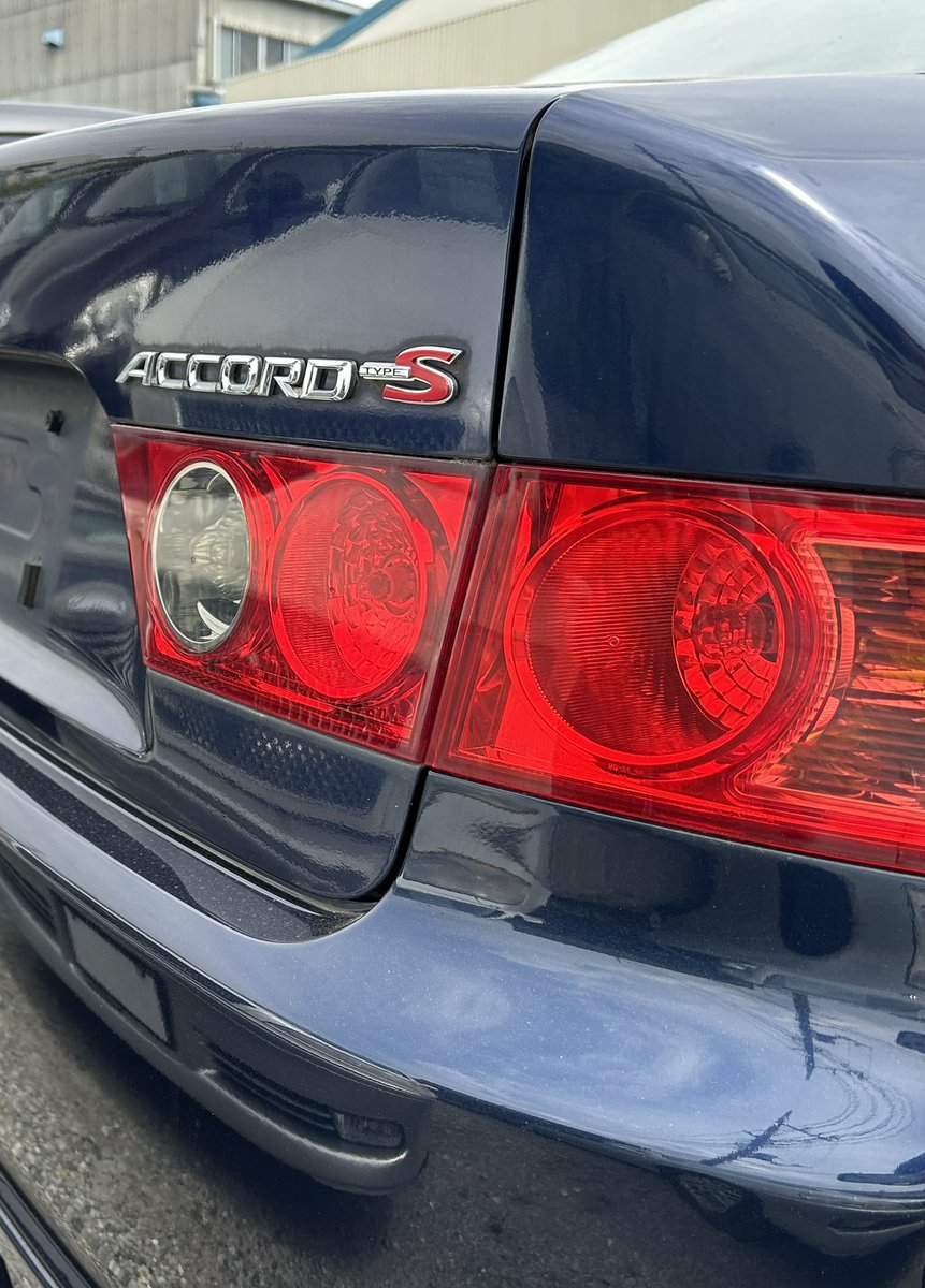 A_Route_souka's tweet photo. 🚨入庫車情報🚨
アコードタイプS
✅総額込み74万円

⚠️装備は画像をご覧ください

シビックの上級車種としてワンランク上の質感と余裕のある走りを追求
「ニュークオリティーツアラー」として
走りの良さだけでなく、快適性や実用性を両立した一台

✉️お問い合わせや来店予約はDMまで
#honda #cl9 https://t.co/qsihV4254X