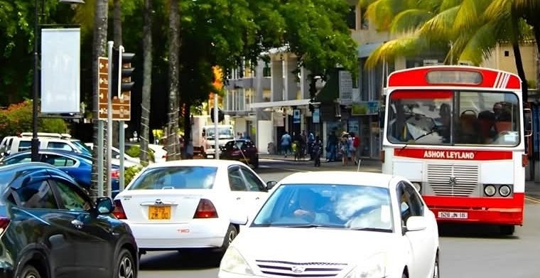TN_EXPLORE's tweet image. THIS IS NOT THE OLD TPTC OF VILLUPURAM.

This Ashok Leyland Bus is the
Public transport in Mauritius 🚌

Ashok Leyland is the 4th largest vehicle manufacturer in the world?

MADE IN TN WANDERING AROUND WORLD