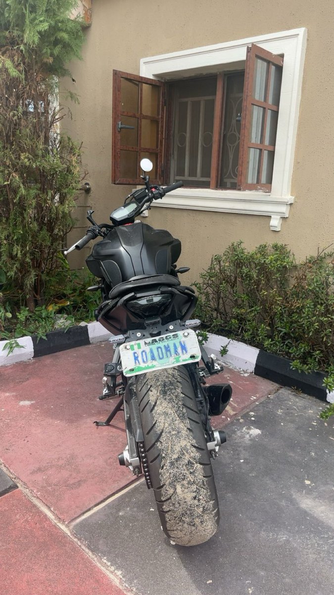 BadBoyeL4Lyf's tweet photo. #YamahaMT07 https://t.co/M2xqRz9BEi