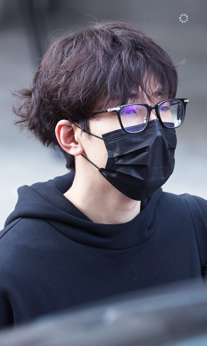 sidebysideww's tweet photo. 231103  MUSIC BANK
원.보.싶 🥰

#세븐틴 #원우 #ウォヌ #SEVENTEEN #WONWOO https://t.co/suVFazhRTq