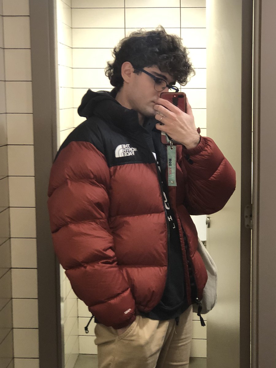 Puffy day my dears #tnf #thenorthface #nuptse700 #nuptse #puffer #winter #downjacket 

RT pls❤️❤️