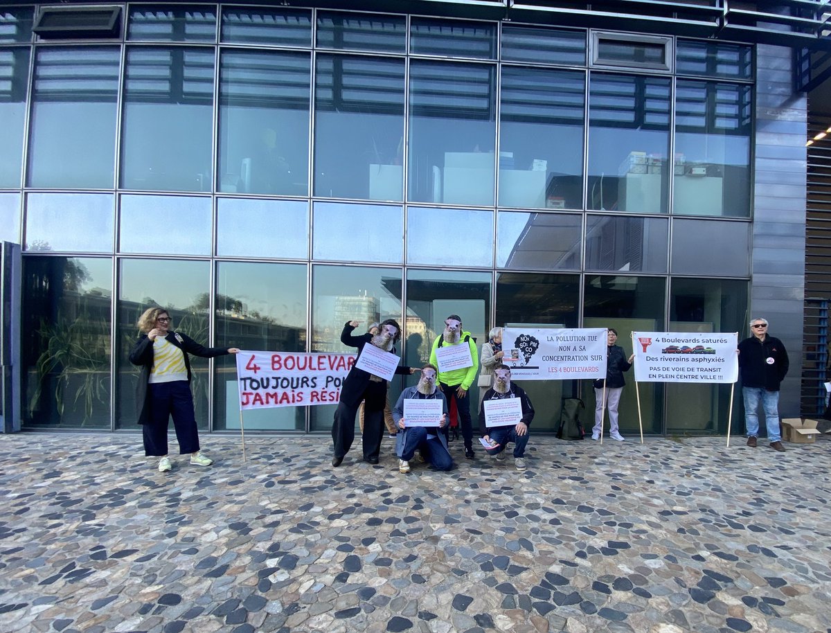 collectif_3's tweet image. Créez aussi un havre de paix pour les 🦦 (habitants) des 4 bds @MDelafosse 
L’espèce ne survivra pas à la pollution!
Vous avez modifié leur habitat , réajustez le tir ! 💨💥🎧 trop c’est trop 
@infoccitanie @MLMontpellier @lepoinginfo @myMetropolitain @GazettedeMtp @lagglorieuse