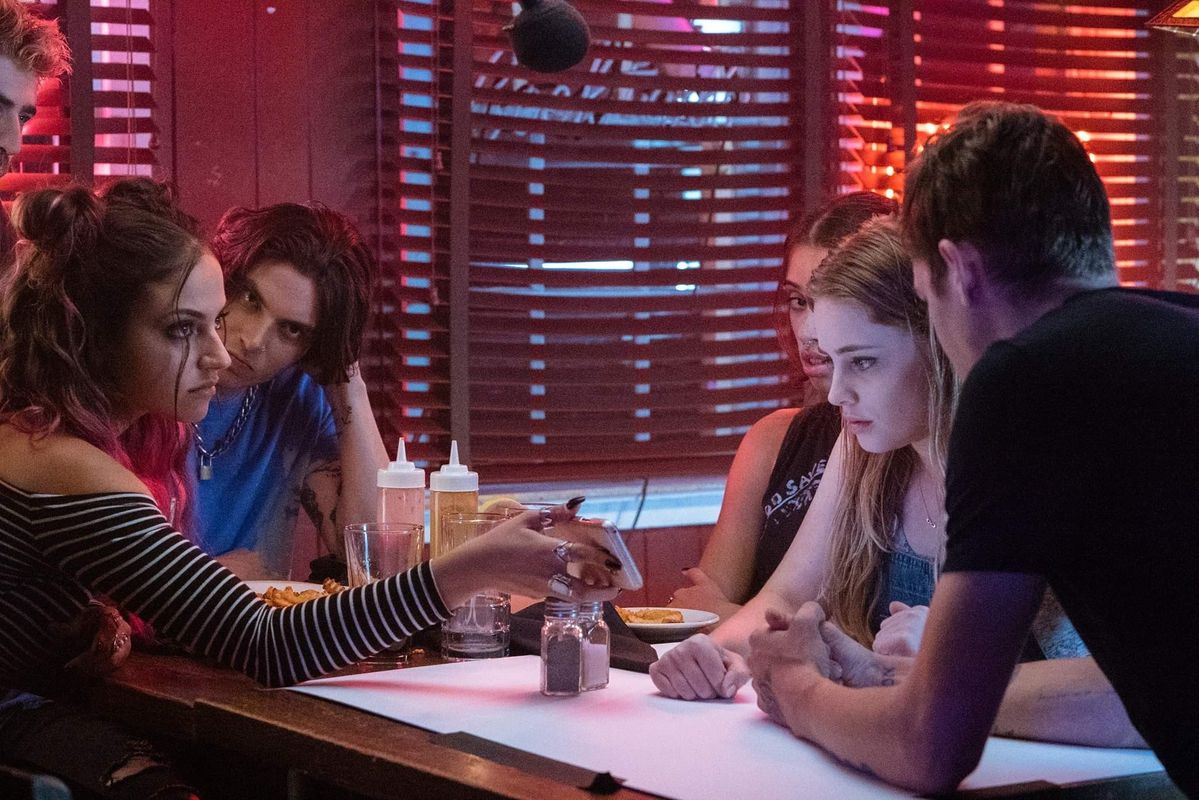 Afterbtschroni1's tweet photo. Afernators, here are some BTS from #AfterMovie https://t.co/M3rsR04uoe