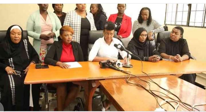 Bookten8's tweet photo. Hawa hawezi ongelea those young Butere girls.
They only come together kutetea mwizi mwenzao kihika. 
Women leaders for you. https://t.co/FKLk3qvQV5