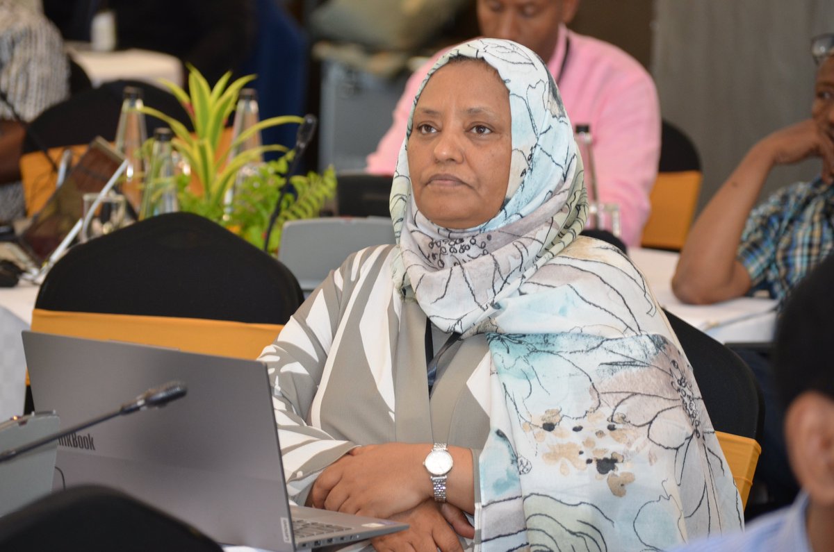 EHoALabourMig's tweet photo. Day 2 of the 3rd LMAG is underway
We are discussing the vital role of #socialdialogue in building effective labour migration governance. Experts' insights are helping drive forward policy improvements that will directly benefit migrant workers in #EHoA. #LMAG2025 #SocialDialogue https://t.co/TmuW1one3B