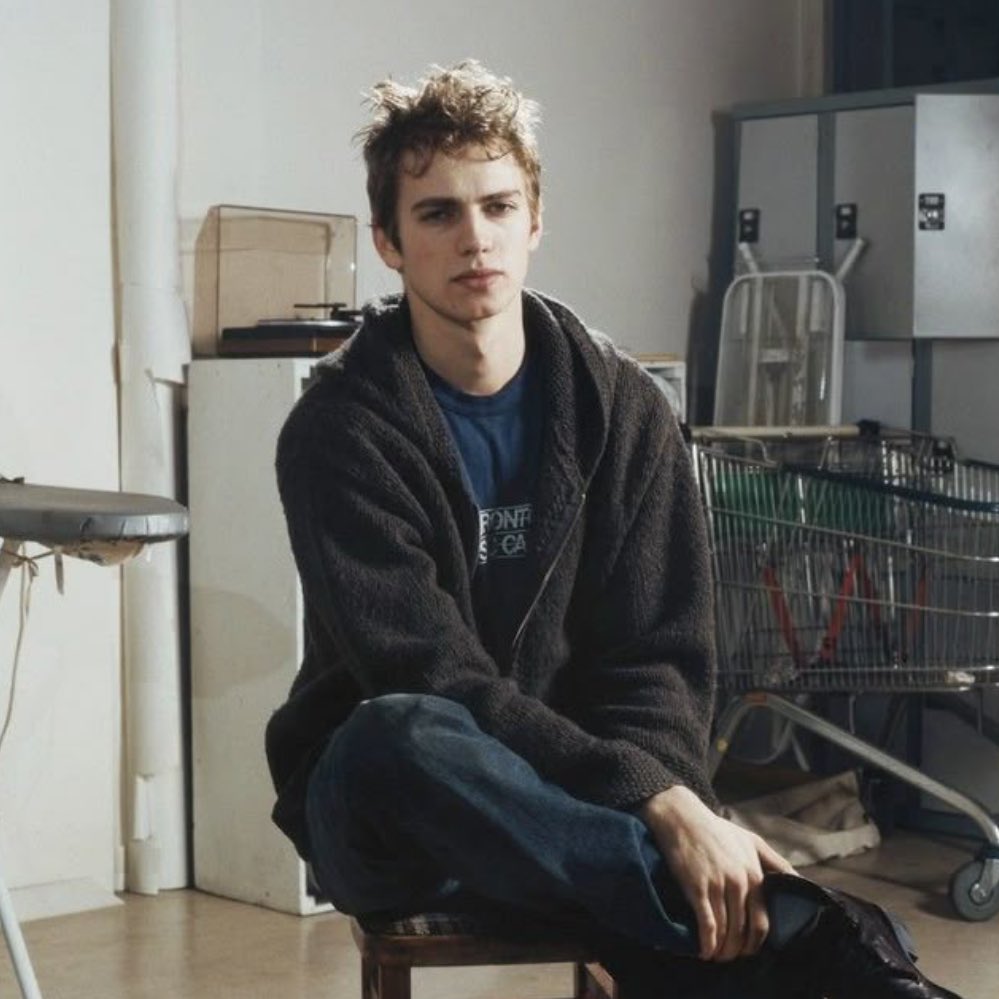 𝐀𝐑𝐈𝐂 (H) tweet media