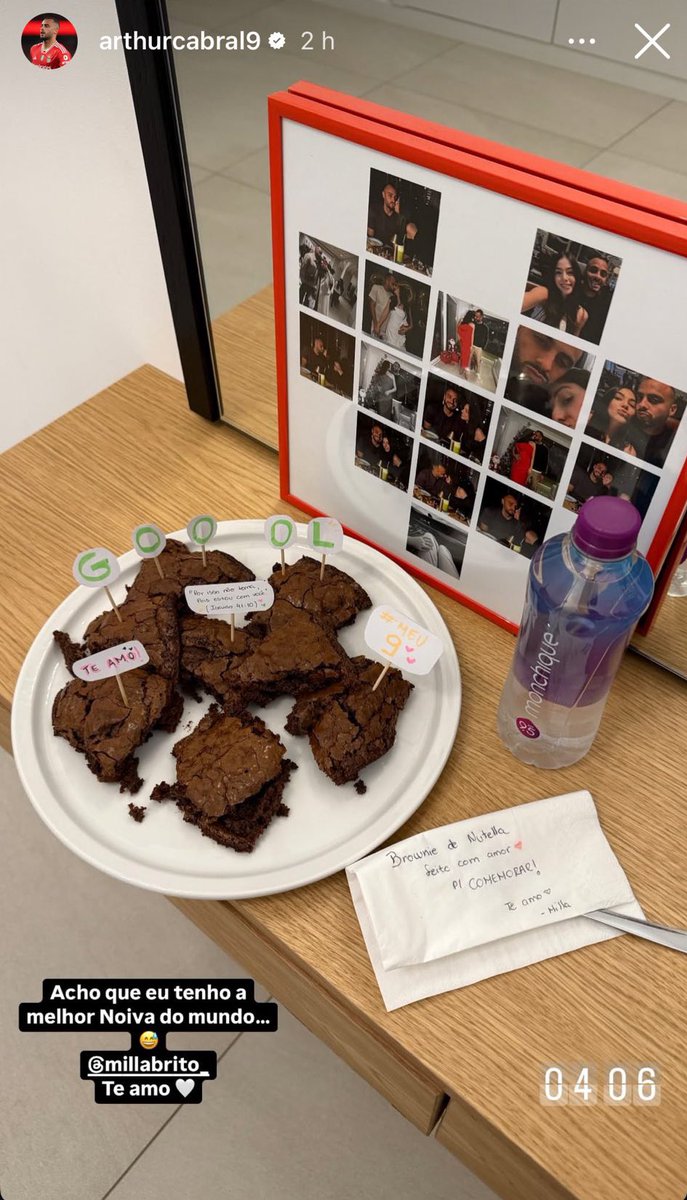 Claro que o Arthur Cabral finalmente tem minutos, marca um golo e quando chega a casa tem brownies de nutella à espera tipo que é o Pai Natal na consoada