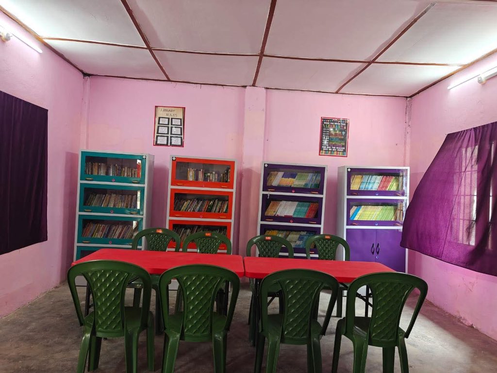 DBomdila's tweet photo. Under #OperationSadbhavna, the Indian Army inaugurated a Computer Lab-cum-Library at Netaji Subhash Chandra Bose Avasiya Bal Vidyalaya, Ankaling (West Kameng). A step forward in empowering local students through digital learning and education. #IndianArmy #ArunachalPradesh https://t.co/LEbkrPHZ8p